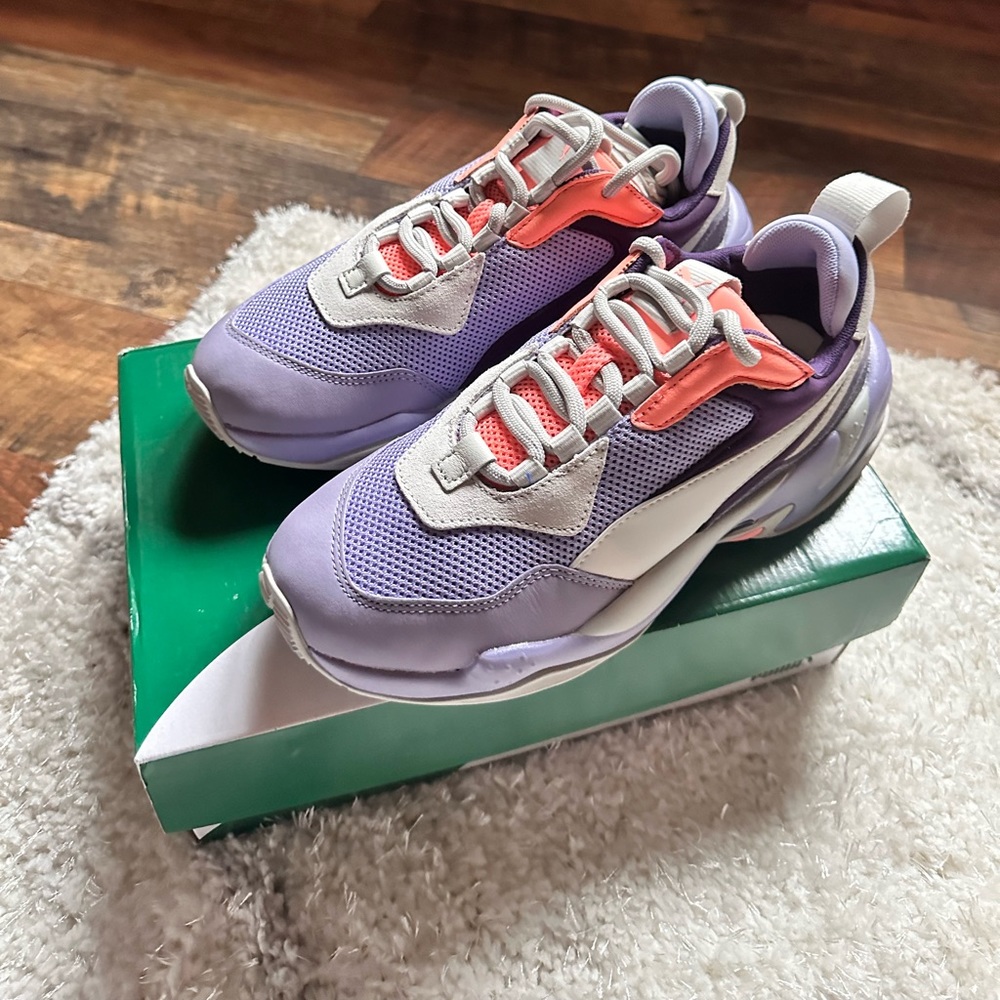 PUMA
THUNDER FASHION 1